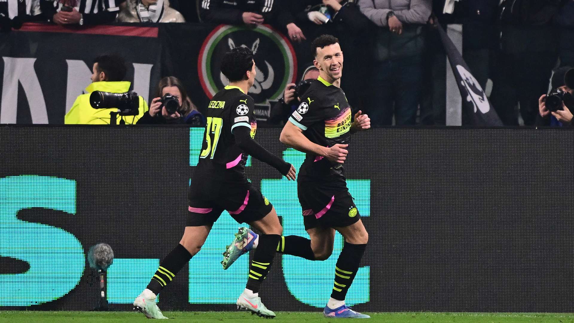 团队协作的 团队协作的